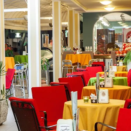 Nazionale 3* Τζεσόλο Λίντο